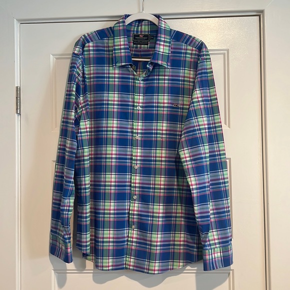 Vineyard Vines Slim Fit Tucker Shirt - Picture 1 of 3